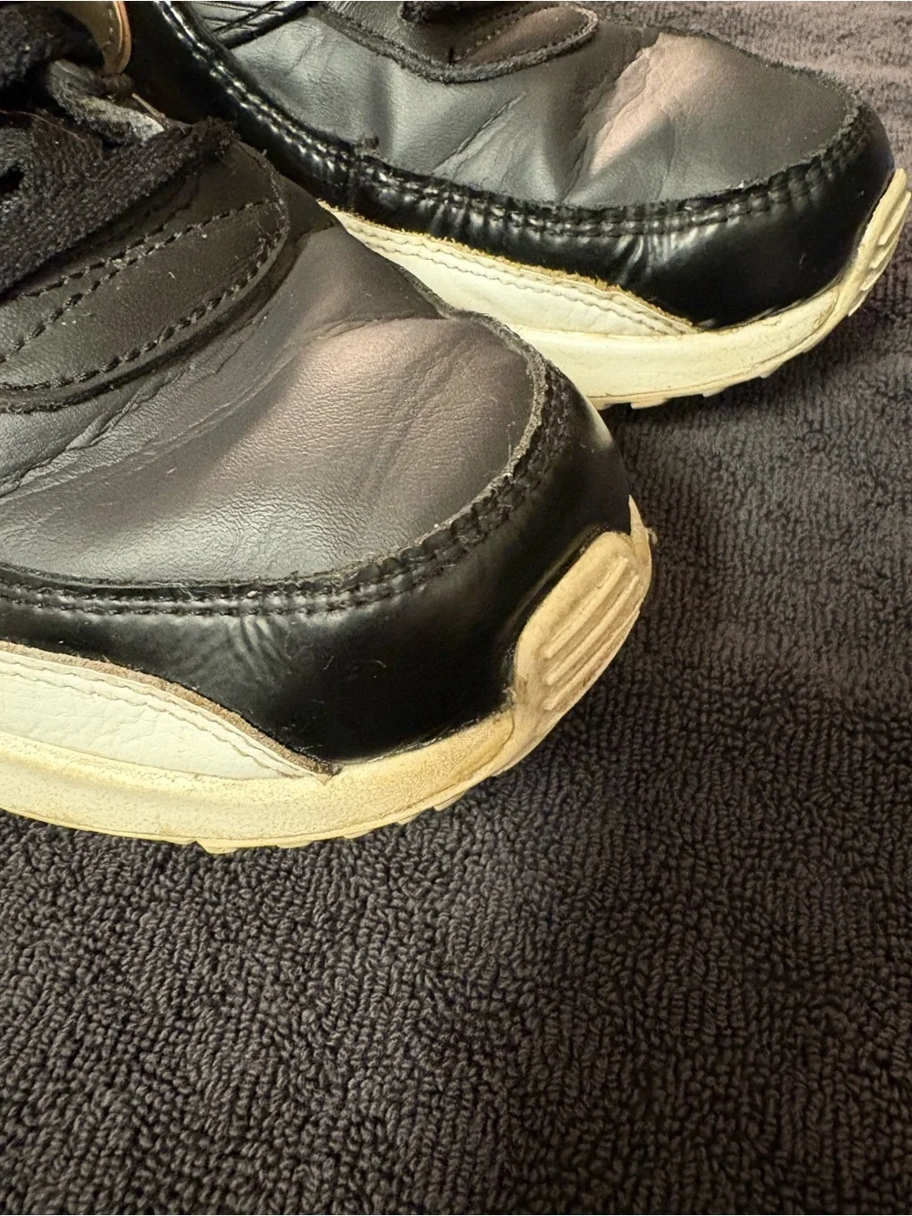 Size 7Y Nike Air Black Leather Athletic Sneakers